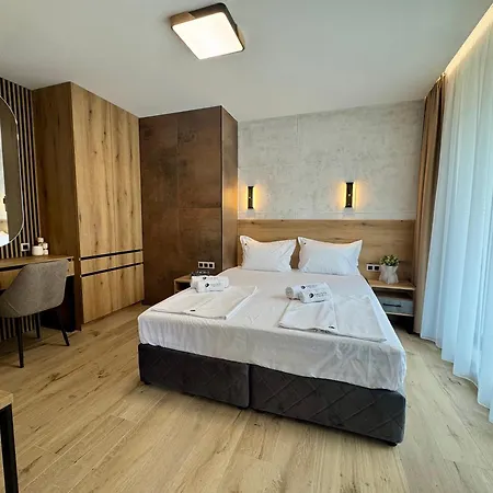 Apartment Elea 1 *